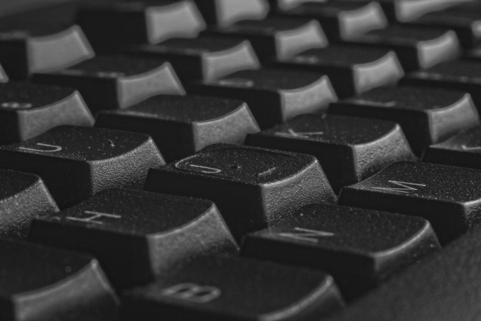 Launch: IK-M400 Backlit Vandal-proof Metal Keyboard