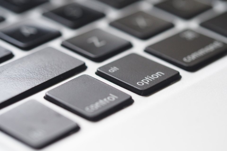 Trackball or Touchpad? Choosing a Pointing Device for Industrial HMIs